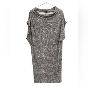 Norma Kamali Black White Abstract Print Stretchy Dolman Sleeve Dress Small
